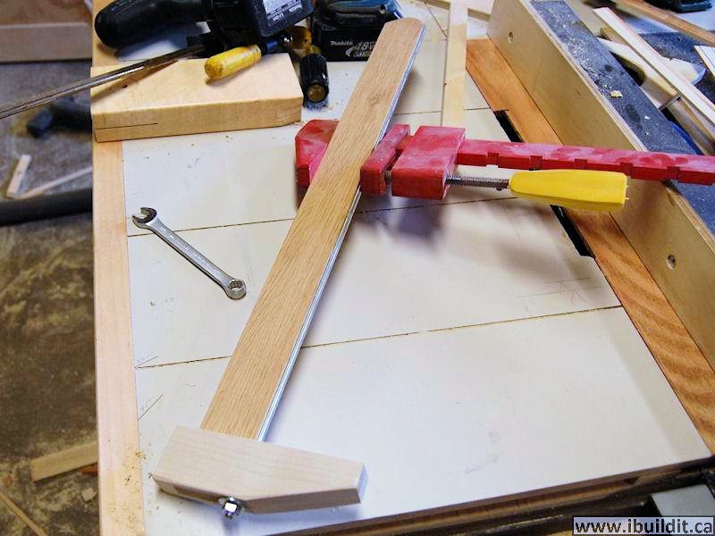 How To Make A Wooden Bar Clamp IBUILDIT.CA